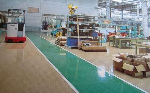 应该如何预防桑日环氧地坪出现发白的现象